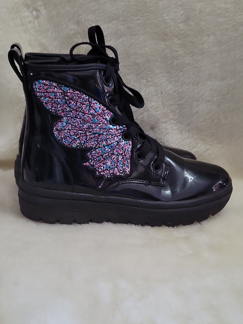 Skechers STREET CLEATS 2 BUTTERFLYKEEPER. Size 3